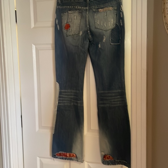 London Jeans distressed patchwork jeans… sharp! Sz 4 34” inseam - Picture 9 of 16
